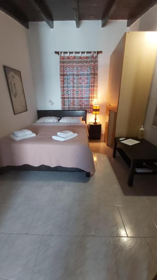 Apartament Jenny'S Garden Vourvourou Zewnętrze zdjęcie