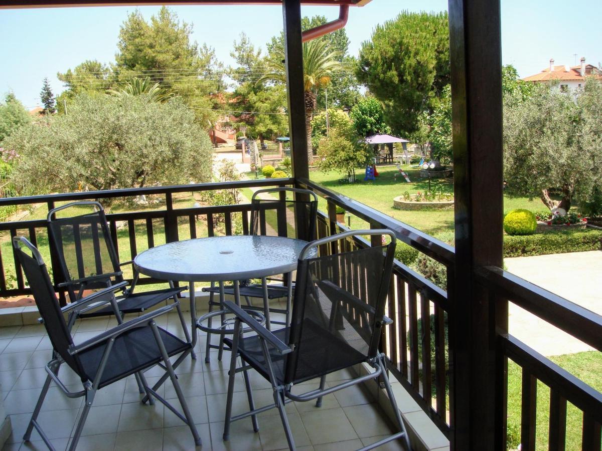 Apartament Jenny'S Garden Vourvourou Zewnętrze zdjęcie