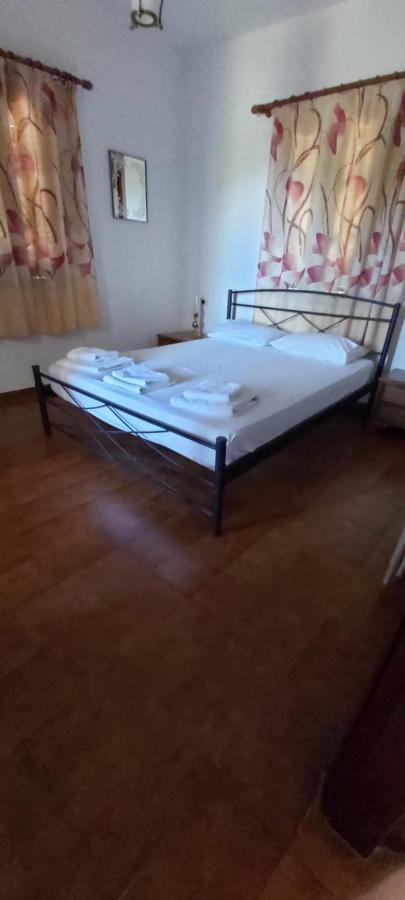 Apartament Jenny'S Garden Vourvourou Zewnętrze zdjęcie