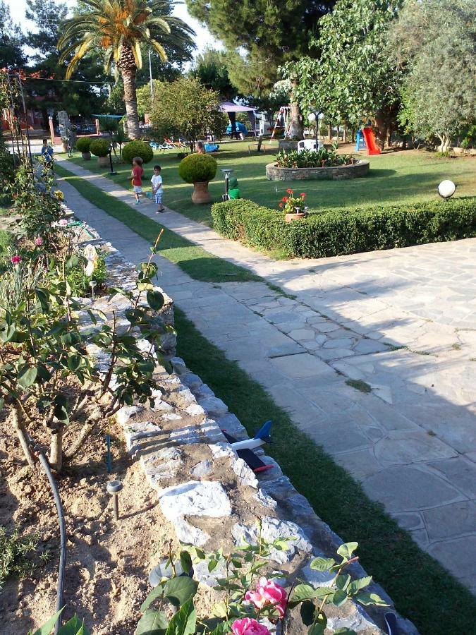 Apartament Jenny'S Garden Vourvourou Zewnętrze zdjęcie
