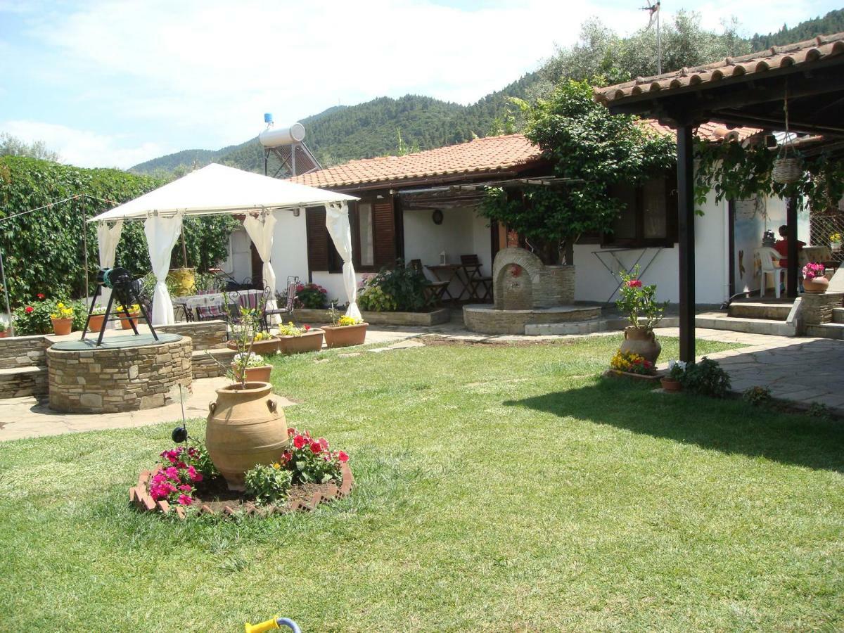 Apartament Jenny'S Garden Vourvourou Zewnętrze zdjęcie