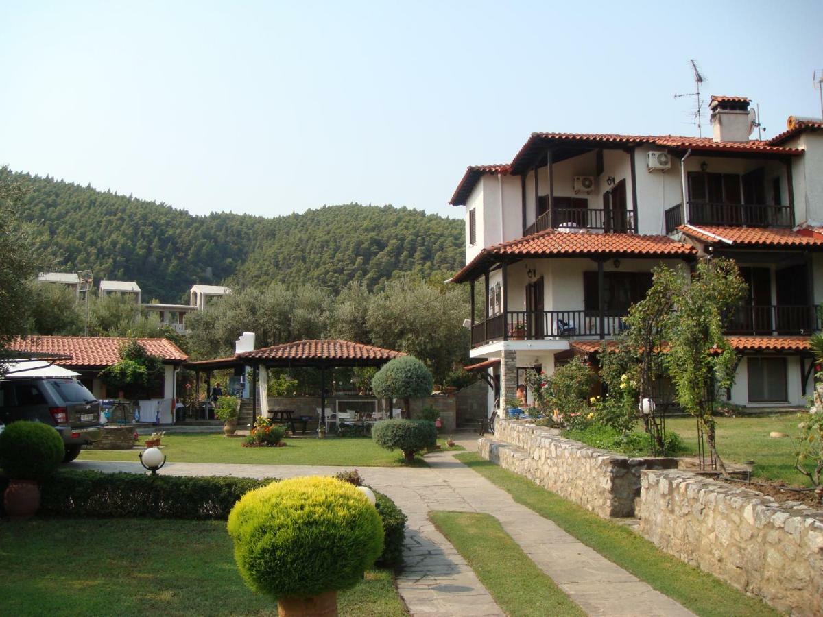 Apartament Jenny'S Garden Vourvourou Zewnętrze zdjęcie