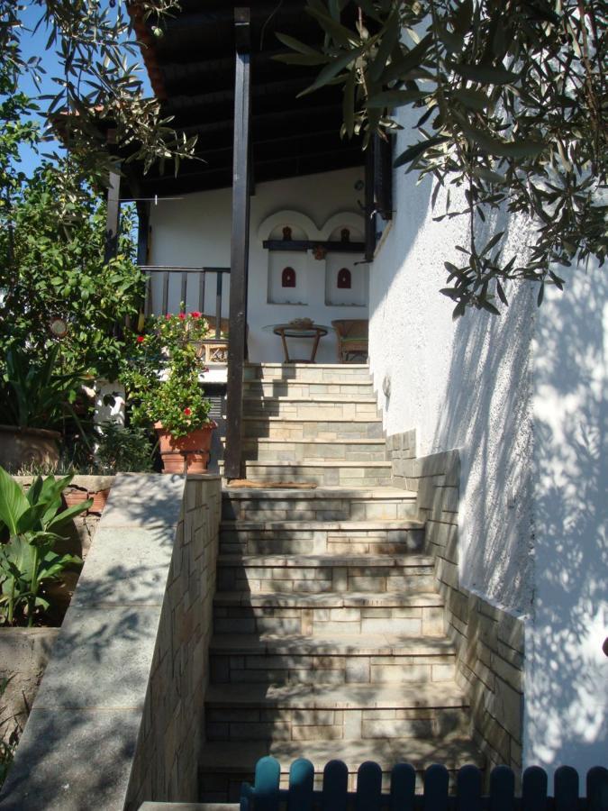 Apartament Jenny'S Garden Vourvourou Zewnętrze zdjęcie